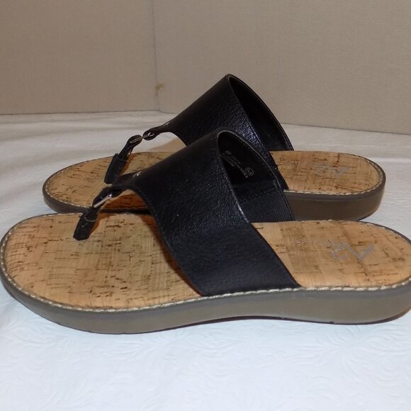 A2 AEROSOLES Black Comfort Sole Thong Sandals 6 6.5 Ran Large Like New Cool Cat - Picture 3 of 6